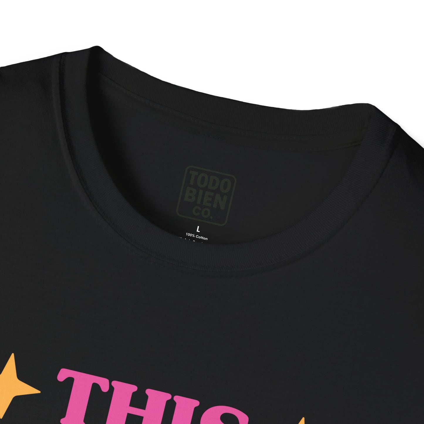 This Maestra Teaches With Corazon Bilingual Colorful Teacher TShirt